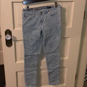 Low rise light wash skinny jeans